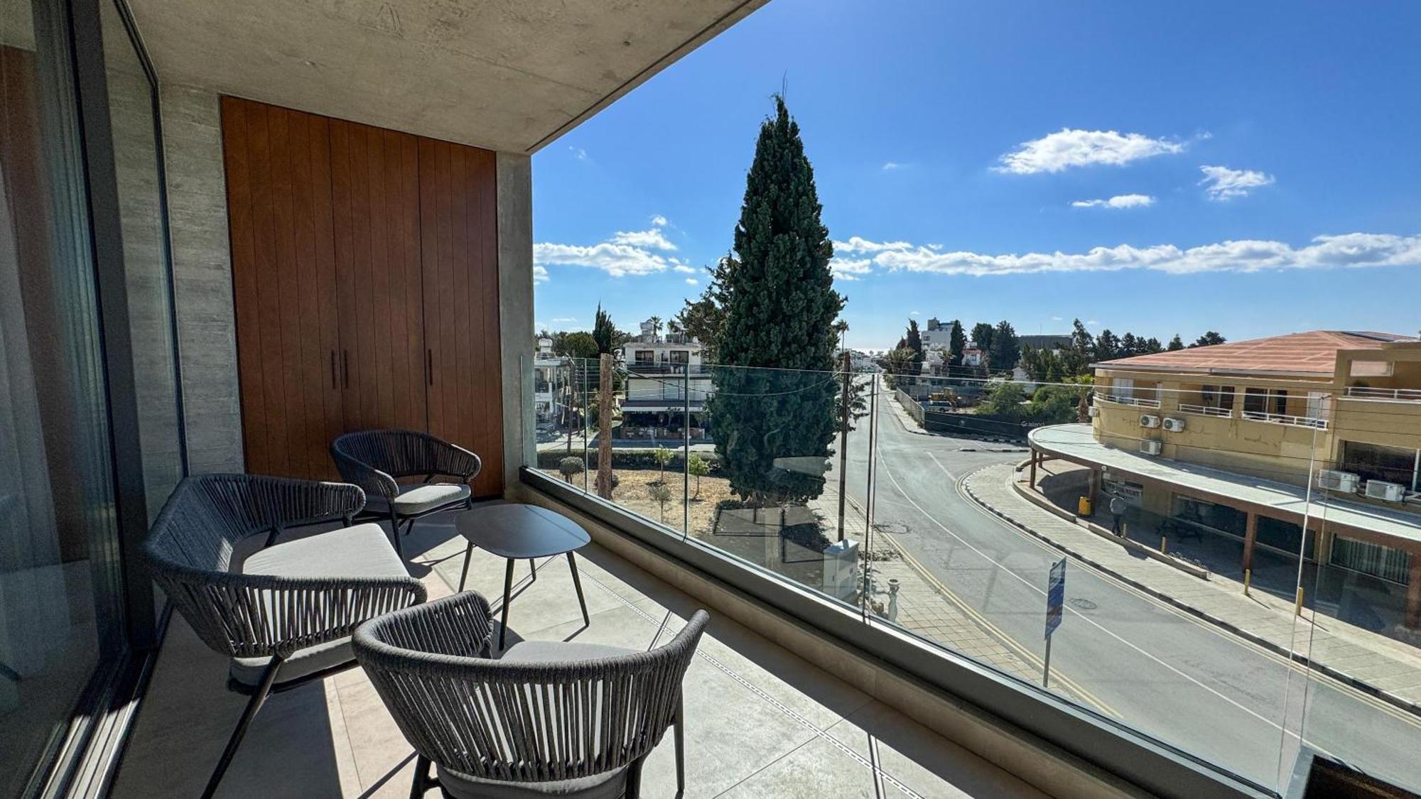 Malberry Park 202 - Modern 2 Bedroom With Pool, Gym, Jaccuzi Apartament