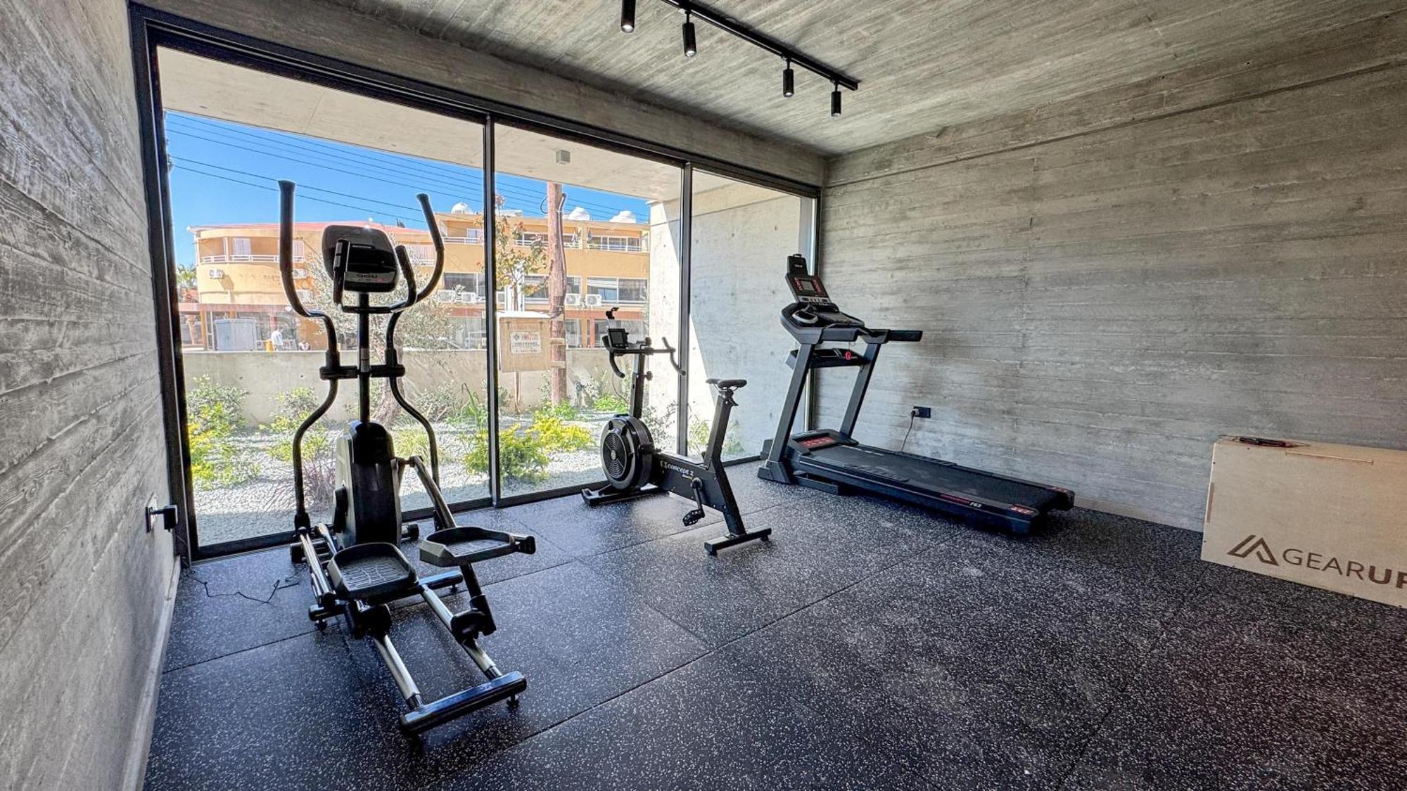 Malberry Park 202 - Modern 2 Bedroom With Pool, Gym, Jaccuzi Apartament